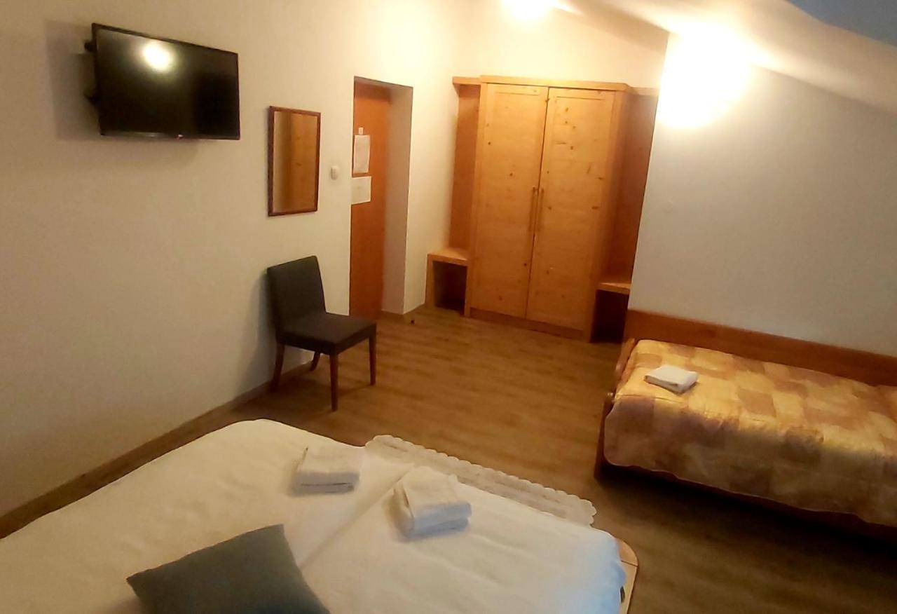 Hotel Gostisce Jazbec - Idrsko - Kobarid Extérieur photo